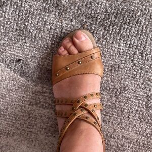 Tan Leather Blondo Sandals Size 7